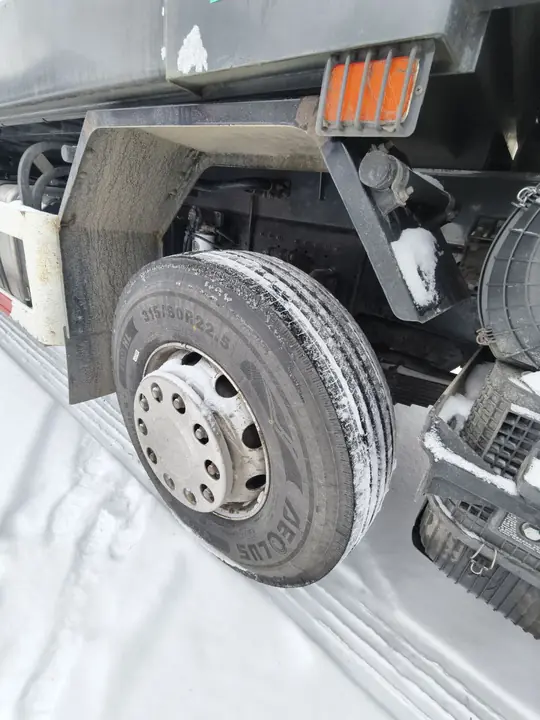 Самосвал с пробегом SHACMAN SX33186V366, 8×4 SHACMAN X3000 8x4 SX33186V366